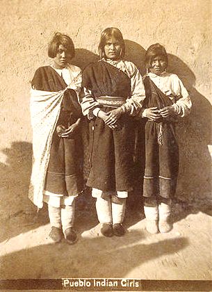 Puebloindianerinnen.jpg