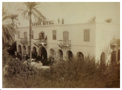 Luxor Hotel 1900.jpg